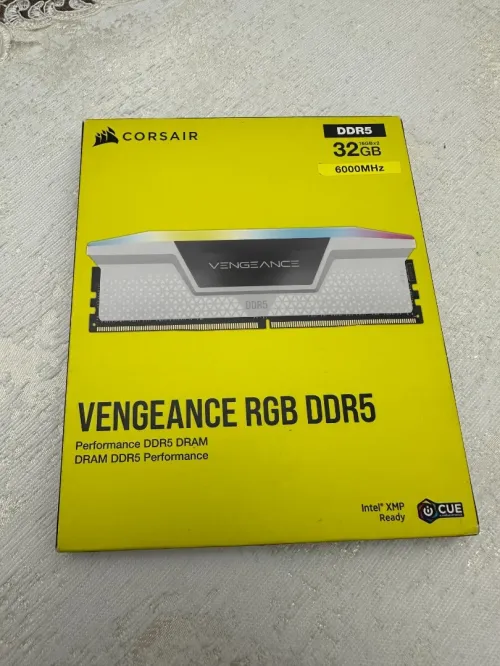 RAM Corsair Vengeance RGB DDR5 32GB 2X16GB 6000MHz Mémoire PC Gamer Neuf Boite scellée