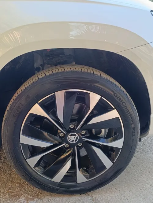 Skoda Karoq 2026 La tout