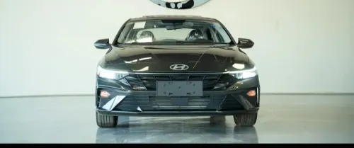 Hyundai Elantra 2025 