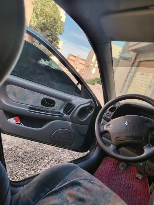 Renault Laguna 1 1997 Laguna 1