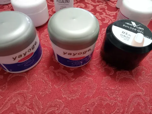 Produits d'onglerie