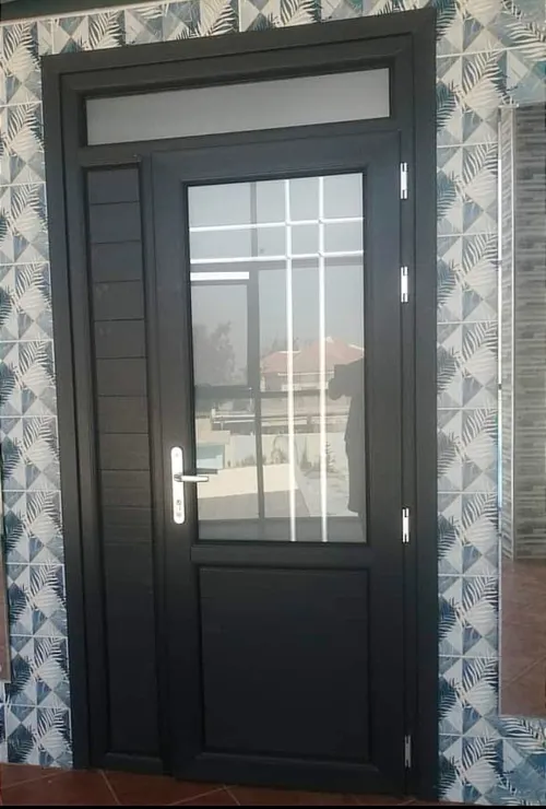 Menuisier aluminium et pvc et varre trompi