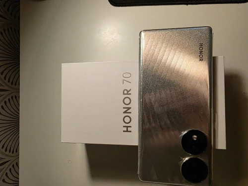 Honor 70