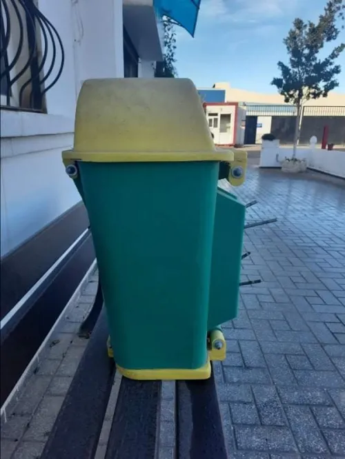 Fabrication des poubelles 