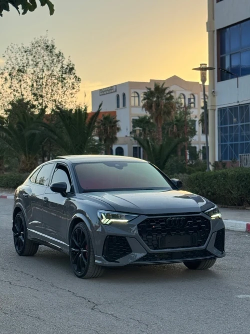 Audi RSQ3 Full Carbon 2023 