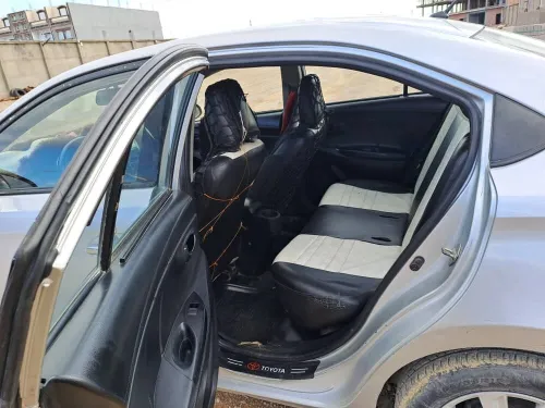 Toyota Yaris Sedan 2015 Style