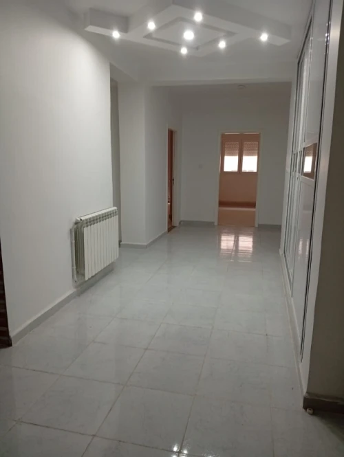 Location Appartement F4 Annaba Annaba