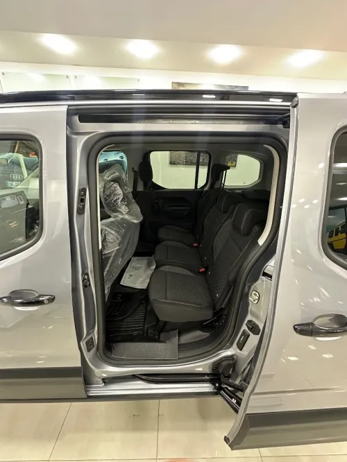 Peugeot Rifter 2025 Active Pack