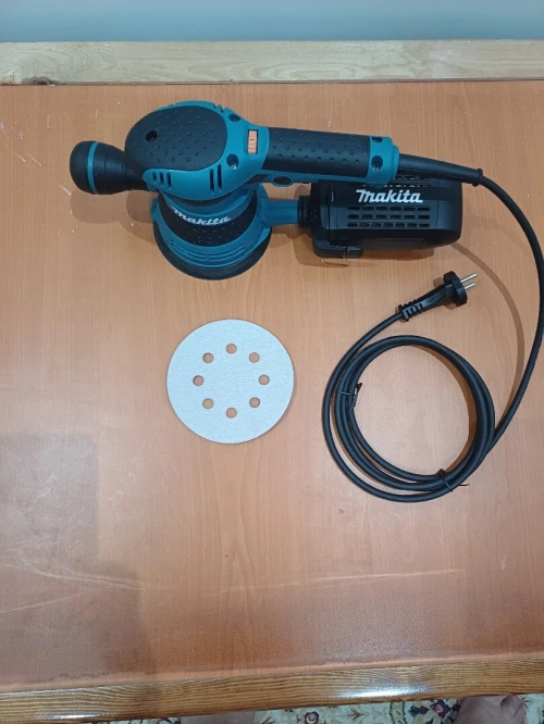 Ponceuse makita