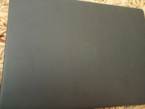 Laptop Dell Vostro 143000