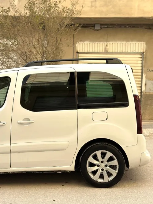 Peugeot Partner 2018 Tepee Allure 