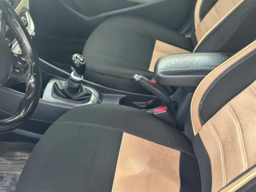 Kia Rio 5 portes 2014 