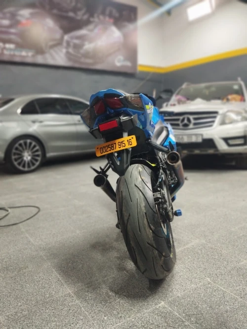 Suzuki GSXR 1000 L5 2015