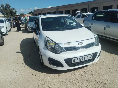 Kia Rio 5 portes 2015 