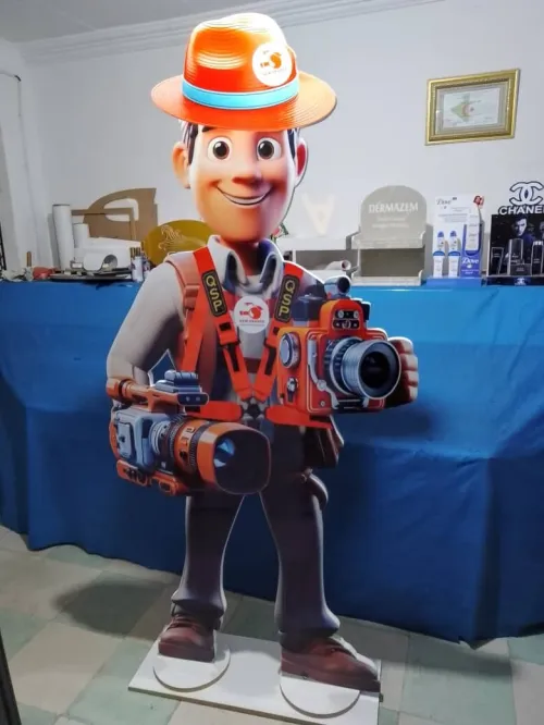 FABRICATION DE MASCOTTE PUBLICITAIRE