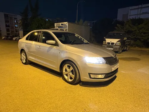 Skoda Rapid 2013 Rapid