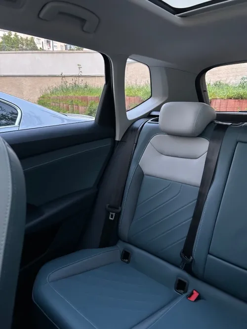 Volkswagen Taos 2025 