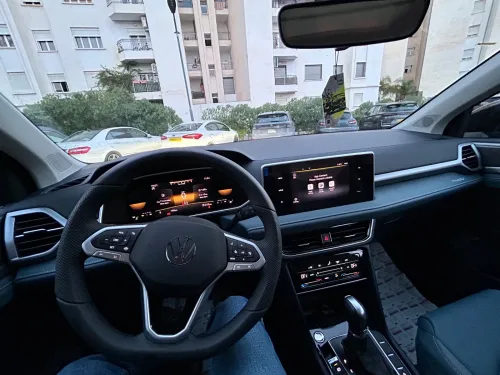 Volkswagen Taos 2025 