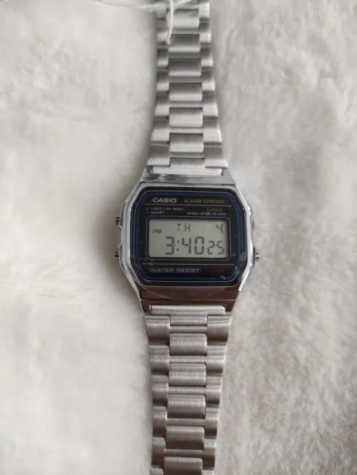 CASIO VINTAGE A158WA-1DF Montre Unisexe