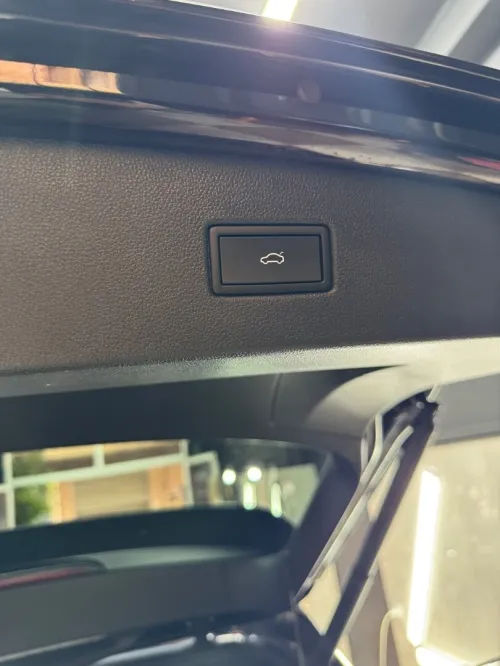 Volkswagen Tiguan 2024 Black black