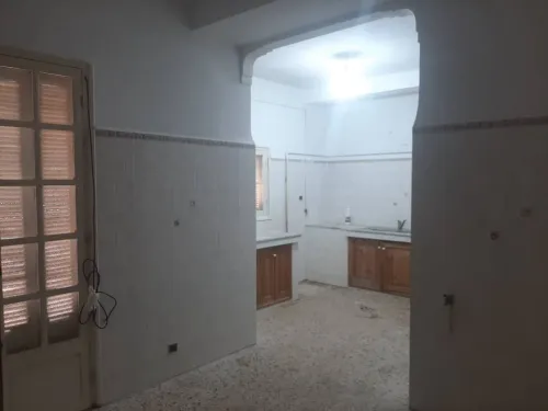 Location Appartement Niveau de villa F4 Alger Draria
