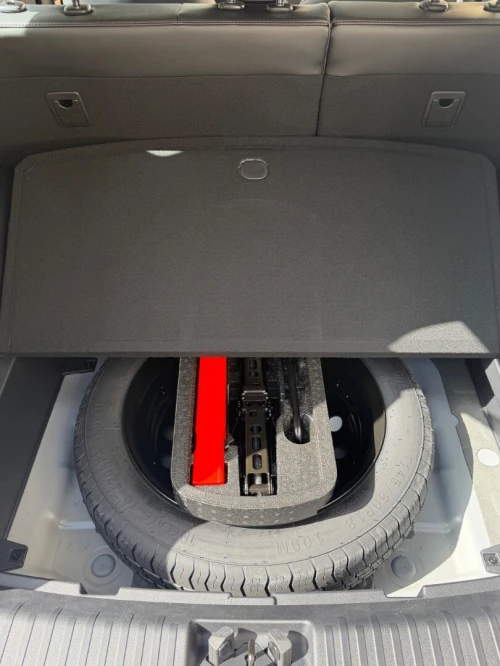 Geely Coolray 2025 