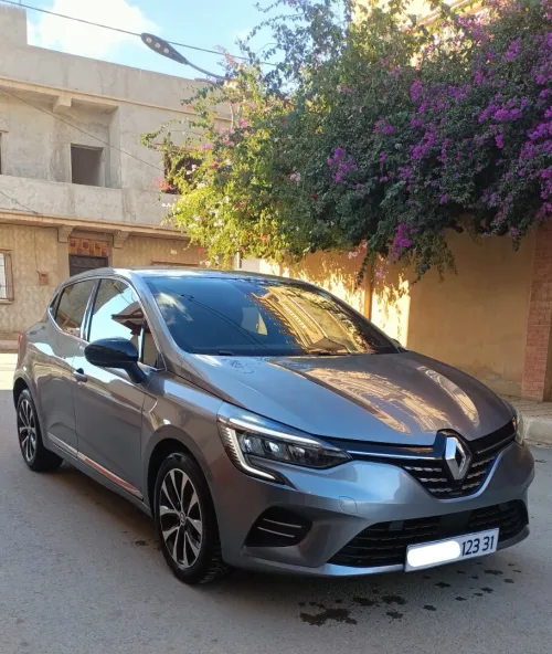 Renault Clio 5  2023 Intense+
