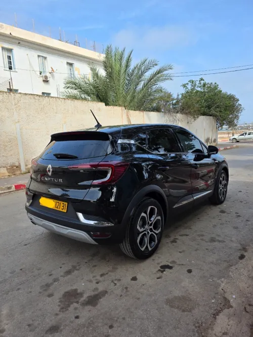 Renault Captur 2021 Intense +