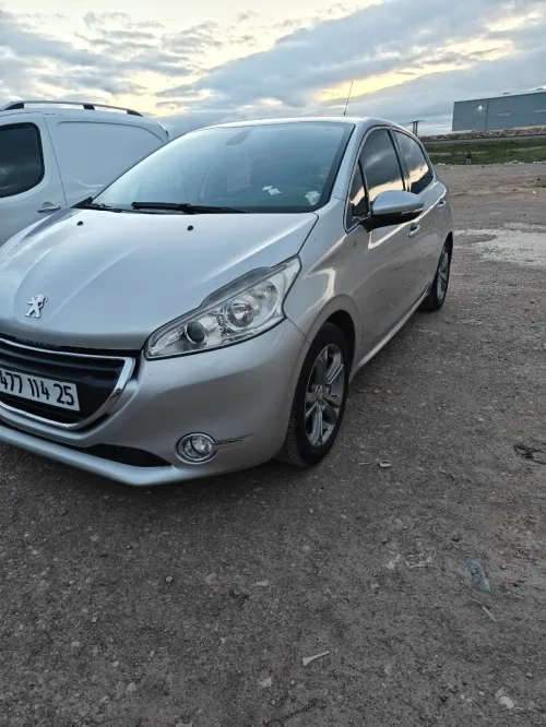 Peugeot 208 2014 Active