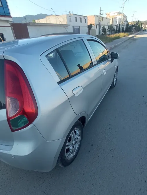 Chevrolet Sail 5 portes 2012 Sail 5 portes