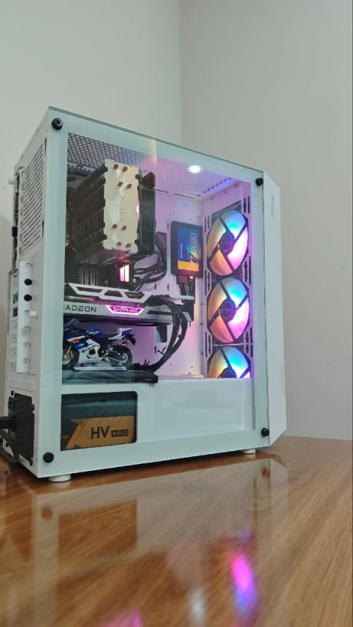PC GAMER :i5 10gen/rx6600xt