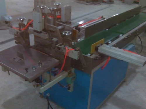  Machine, semi automatique emballage serviette de table