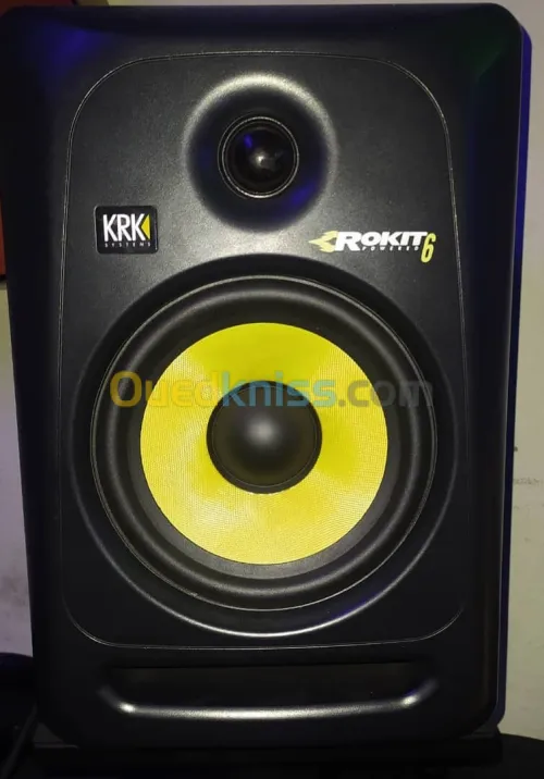 krk 6 .. table de mixage yamaha mg16xu ... carte son m audio 8 piste .... mini midi nocturn