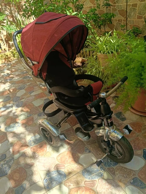 ..Vélo poussette.