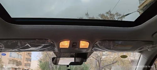 Kia Sonet  2025 Luxury 4