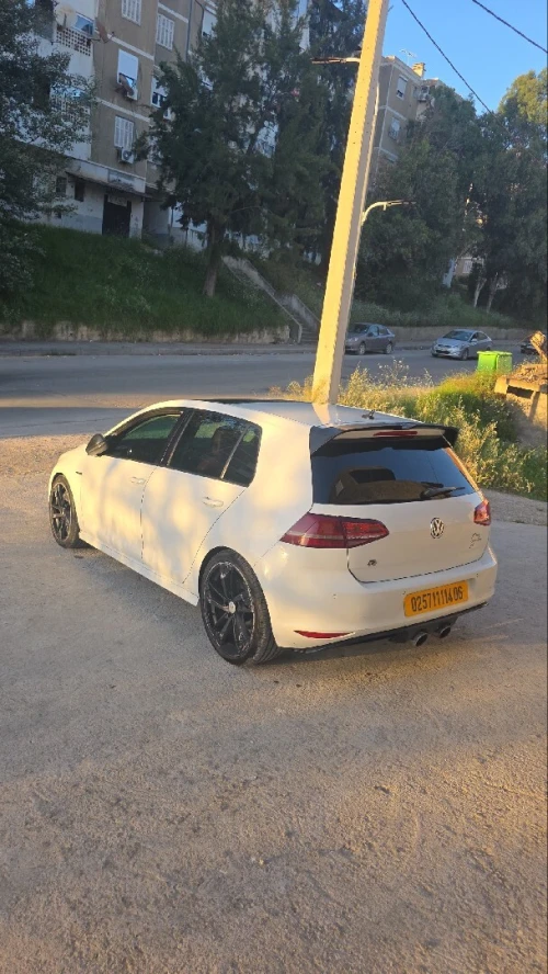 Volkswagen Golf 7 2014 R