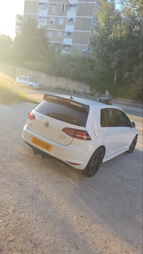 Volkswagen Golf 7 2014 R