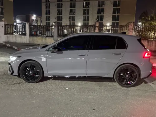 Volkswagen Golf 8 2025 R-Line