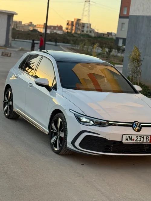 Volkswagen Golf 8 2022 GTE