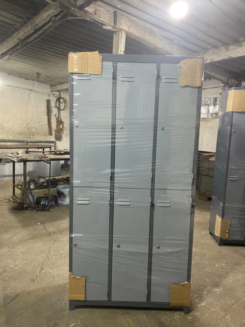 Fabrication armoire métallique et casiers vestiaire 