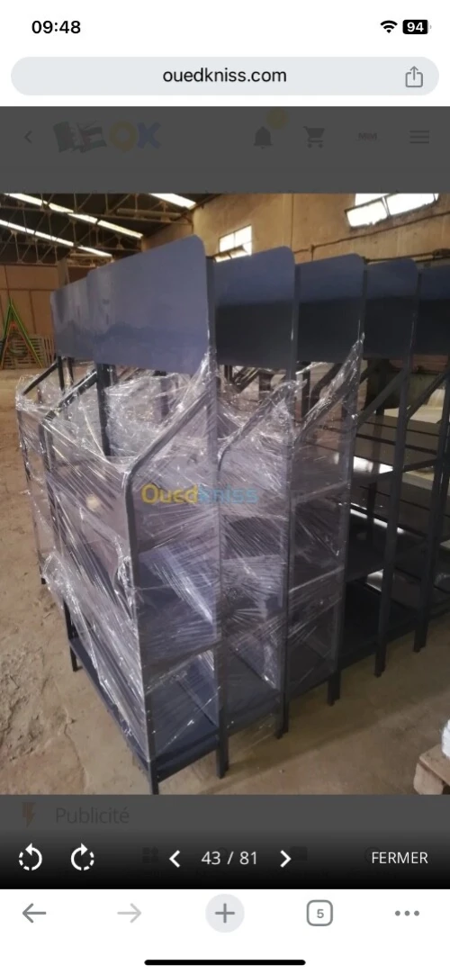 FABRICATION PRÉSENTOIR MÉTALLIQUE FIX/MOBILE SUR MUSURE
