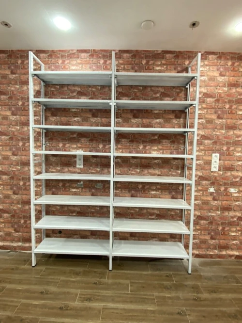 ETAGERE ET RAYONNAGE MÉTALLIQUE 