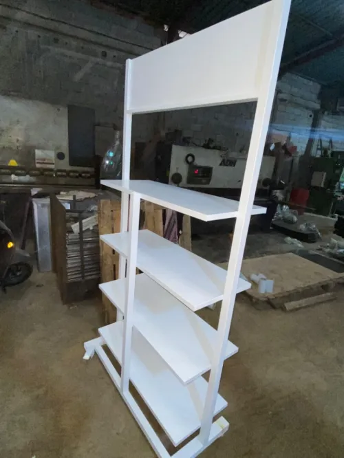 FABRICATION PRÉSENTOIR MÉTALLIQUE FIX/MOBILE SUR MUSURE