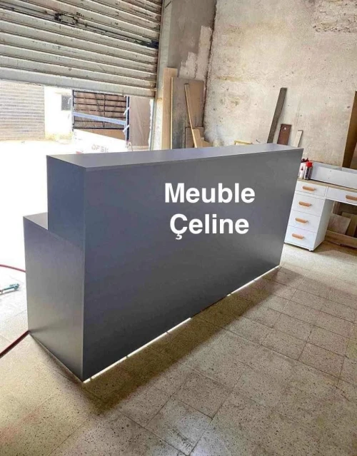 Fabrication Comptoirs de réception moderne sur mesure 