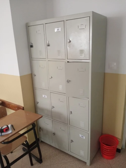 Armoire Multicases, Vestiaire Métallique, Classeur Métallique porte Document et Clapper 10 cases 