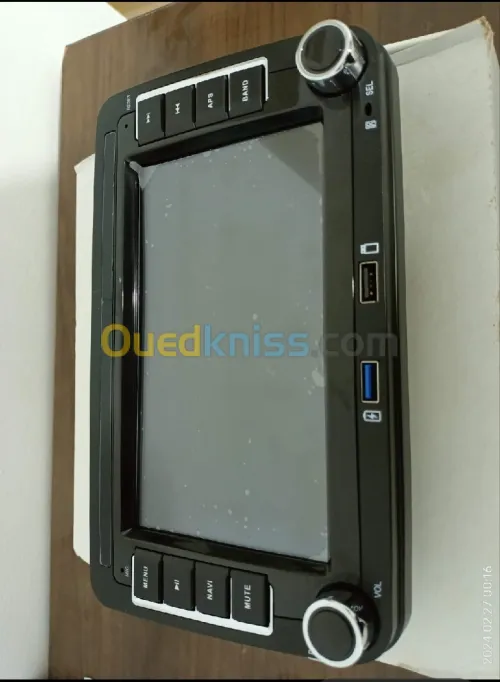 Autoradio Mini Chaine  Android 7 inch pour Volkswagen et Skoda 