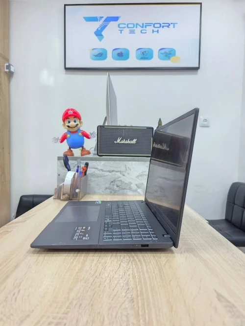 ASUS V16 Intel Core 7 240H