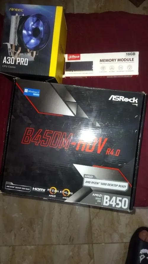 Kit Pc Asrock b450m + ryzen 5 4500 + Rx570 + 16gb ram + ssd 240Go (sans boitier)