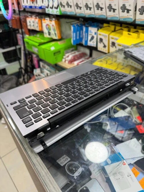 Laptop sony vaio 2in1 detachable