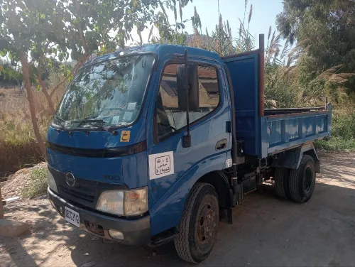 HINO Aben 611 2011